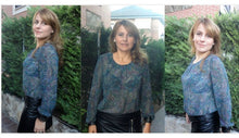 Cargar imagen en el visor de la galería, BLUSA CON TABLAS TALLAS XS A L